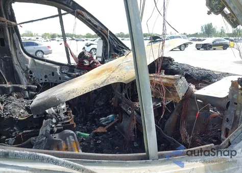 2020 Ford Transit T-150 z USA, uszkodzony, nr VIN 1FTYE1YG3LKA84366